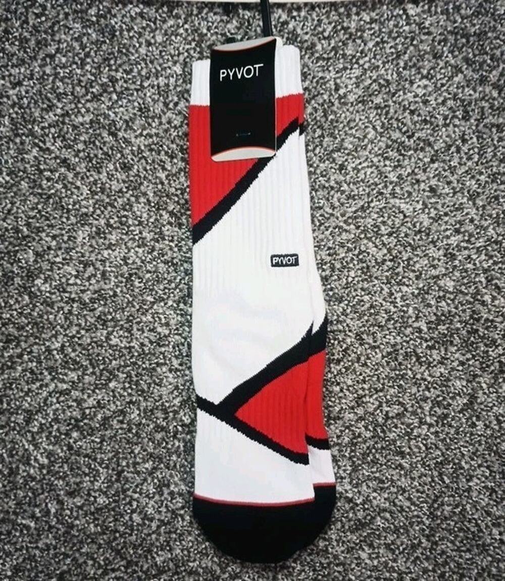 PYVOT Crew Socks New With Tags Unisex Size 7-12 Novelty Colorful Athletic Gifts